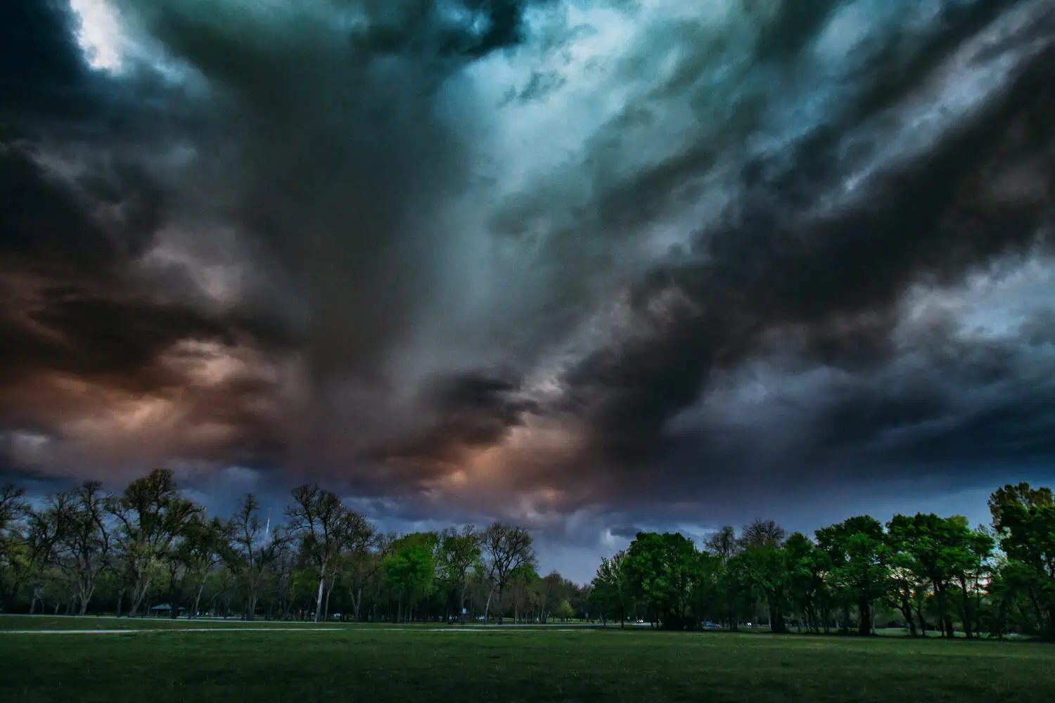 tempeste Oklahoma_3006 - Weather extremes in Mississippi: record heat and cold