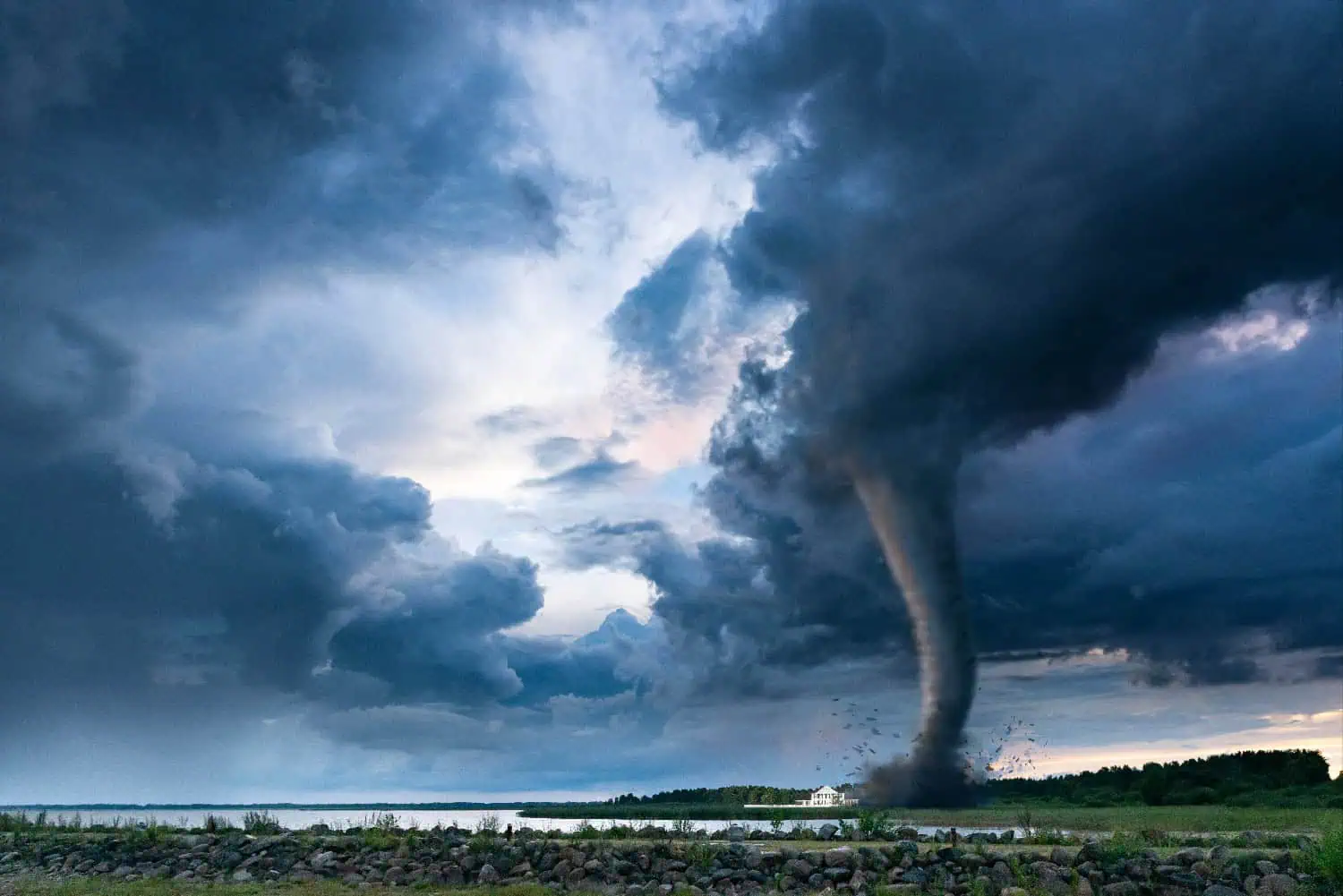 tornado in Kansas_1706 - Weather alert Ohio: Severe storms to hit Wednesday