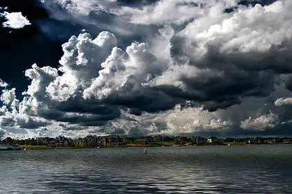 Michigan-1207-3 - Weather Michigan: Storms and showers expected Friday