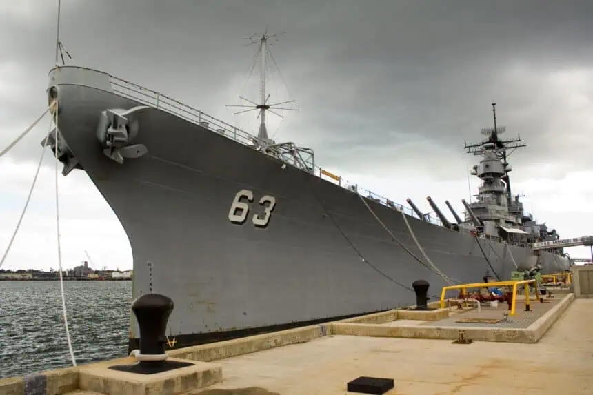 Missouri-2607 - Weather Missouri: Dangerous Heat Lingers As Veterans Get Hired