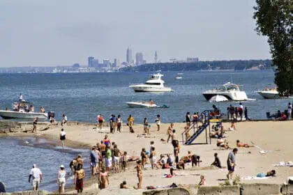 ohio hot-2407 - Weather Ohio Sizzles Under 105 Heat Index