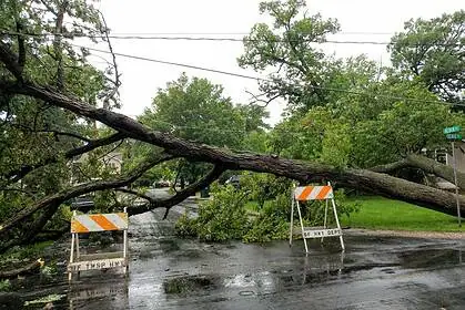 wisconsin tornado-2407 - Weather Wisconsin Tornado Shreds Oconto County